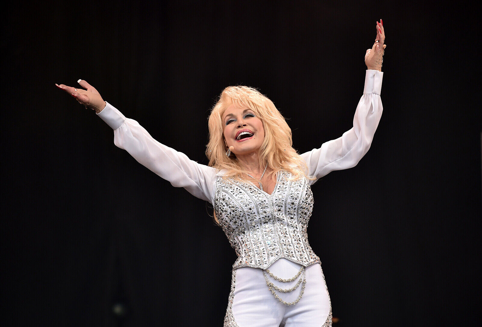 Dolly Parton makes her feelings known on Black Lives Matter